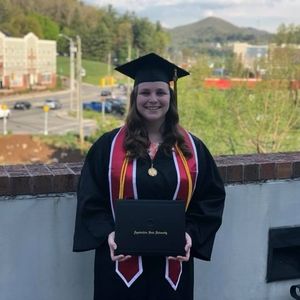 Meet your Posher, Micaela